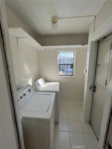 1110 W. 92ND Street, Los Angeles, CA 90044