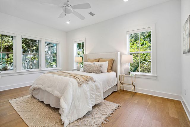 125 Bratton Circle, Mount Pleasant, SC 29464