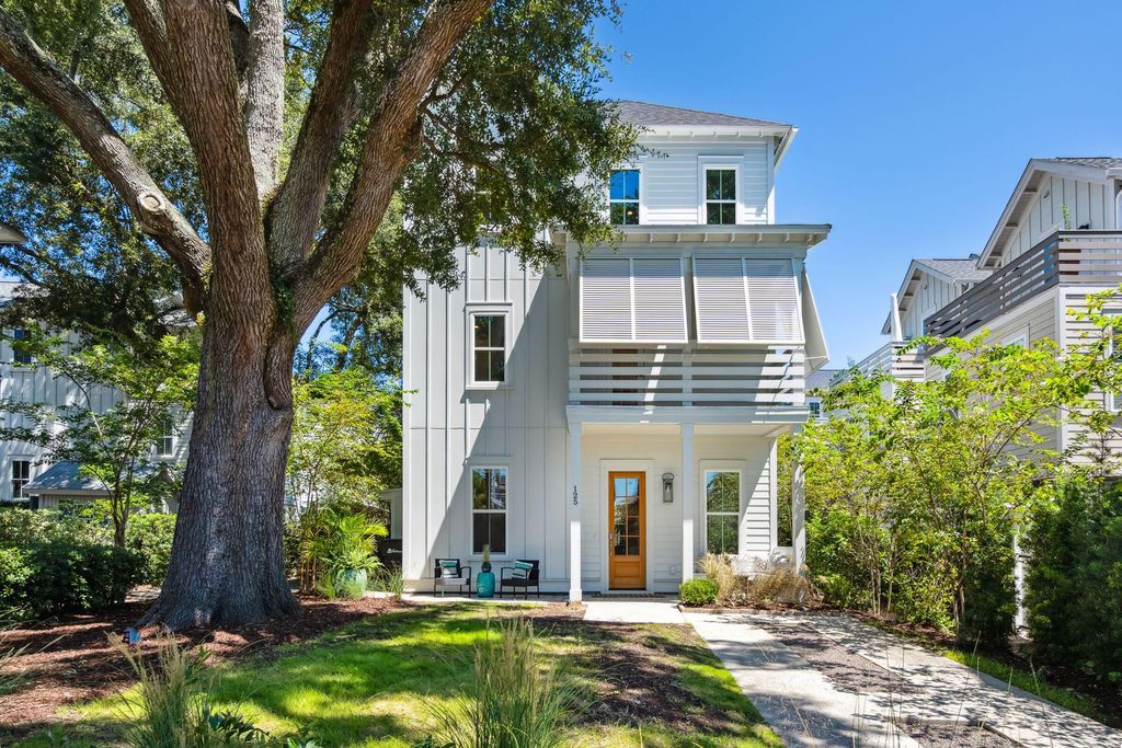 125 Bratton Circle, Mount Pleasant, SC 29464