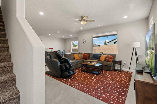 885 Tazanita Loop SE, Rio Rancho, NM 87124