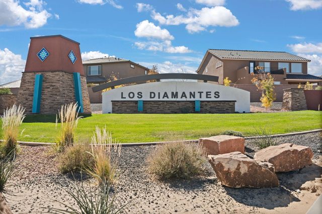885 Tazanita Loop SE, Rio Rancho, NM 87124