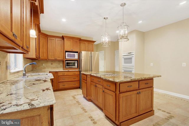 3088 FENWICK DR, Finksburg, MD 21048