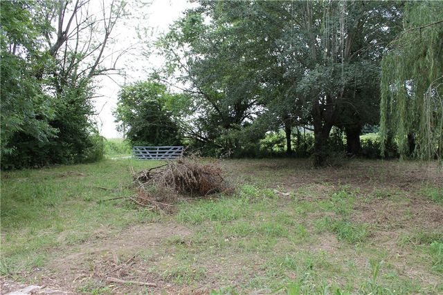 5712 Graham Road, Springdale, AR 72745