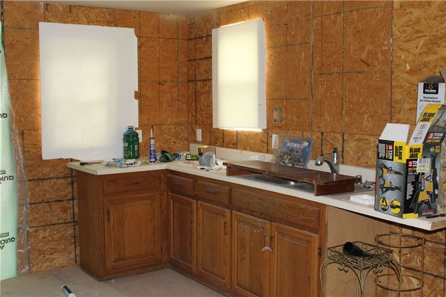 5712 Graham Road, Springdale, AR 72745