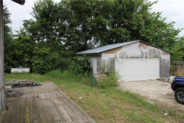 5712 Graham Road, Springdale, AR 72745