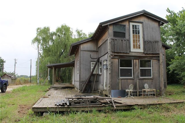 5712 Graham Road, Springdale, AR 72745