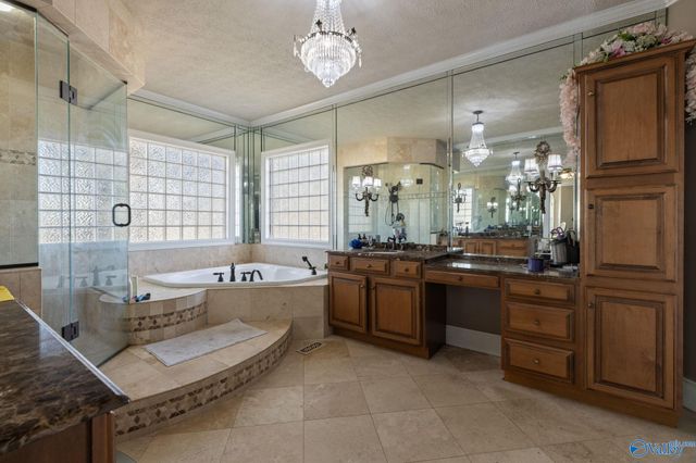 3406 Vestavia Circle SW, Decatur, AL 35603