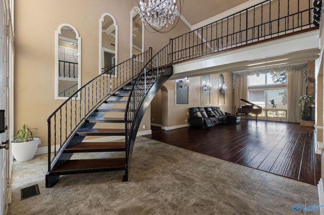 3406 Vestavia Circle SW, Decatur, AL 35603