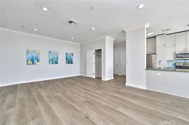 3810 Wilshire Boulevard PH 11, Los Angeles, CA 90010