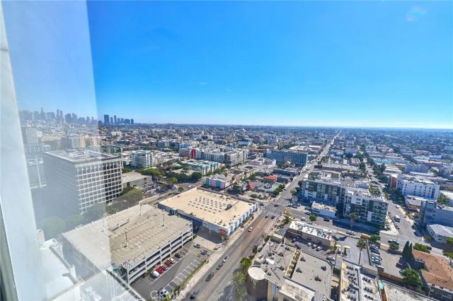 3810 Wilshire Boulevard PH 11, Los Angeles, CA 90010