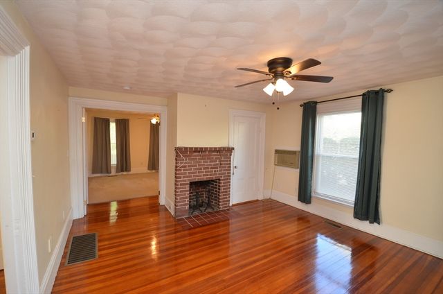 33 W Emerson St 1, Melrose, MA 02176