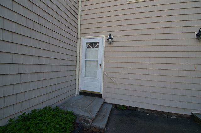 33 W Emerson St 1, Melrose, MA 02176
