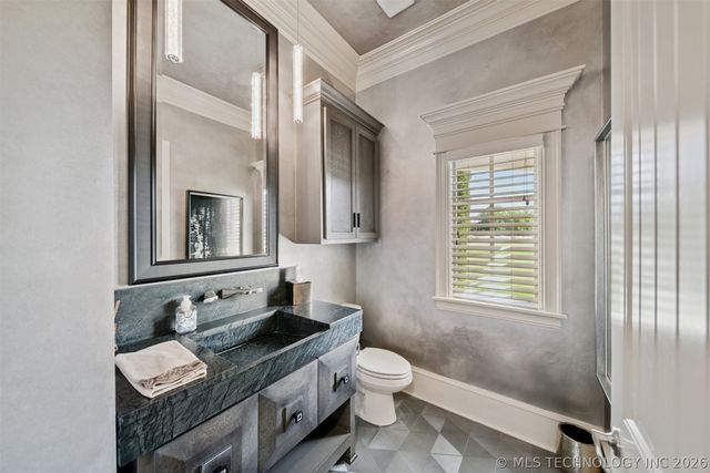 18203 E Anthem Ridge Road, Owasso, OK 74055