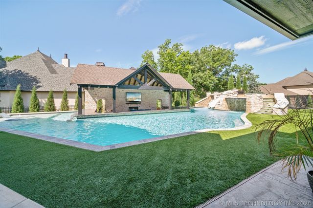 18203 E Anthem Ridge Road, Owasso, OK 74055
