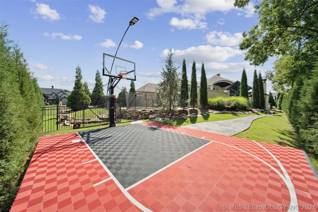 18203 E Anthem Ridge Road, Owasso, OK 74055