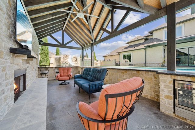 18203 E Anthem Ridge Road, Owasso, OK 74055