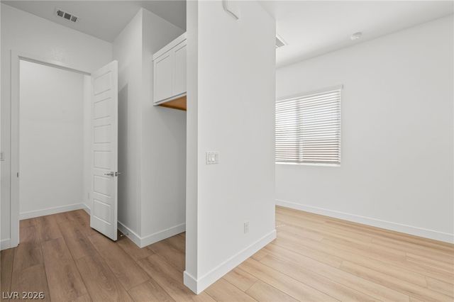 7322 Fire Wire Avenue, Las Vegas, NV 89113