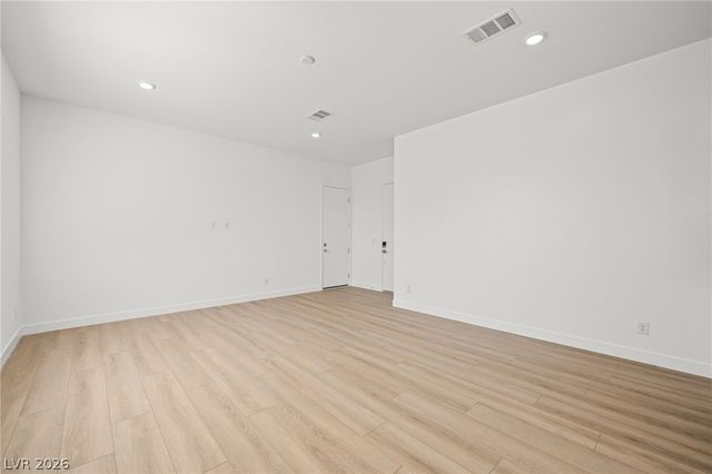 7322 Fire Wire Avenue, Las Vegas, NV 89113