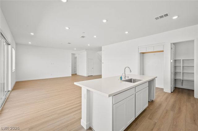 7322 Fire Wire Avenue, Las Vegas, NV 89113