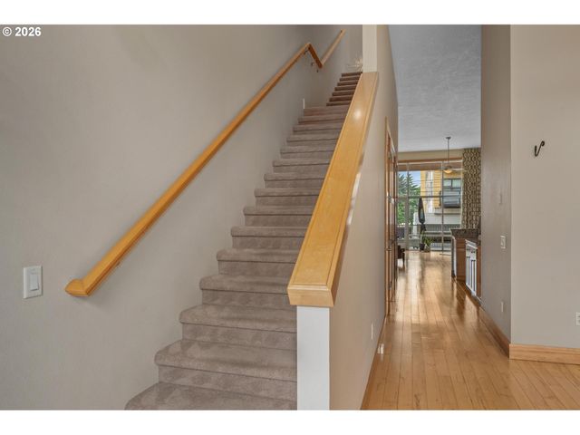2006 Se MORRISON St D, Portland, OR 97214