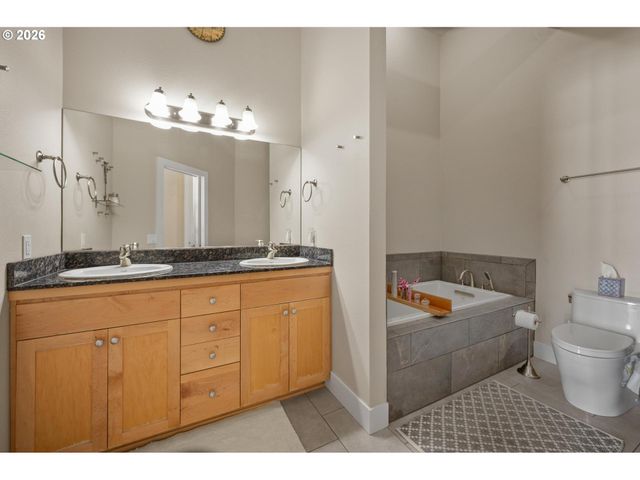 2006 Se MORRISON St D, Portland, OR 97214