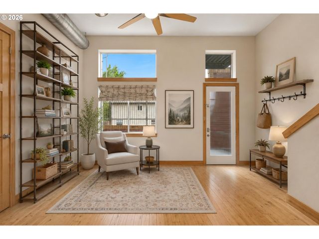 2006 Se MORRISON St D, Portland, OR 97214