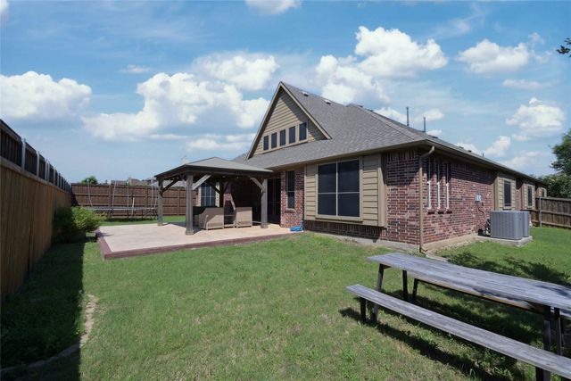 3207 Pampa, Grand Prairie, TX 75054
