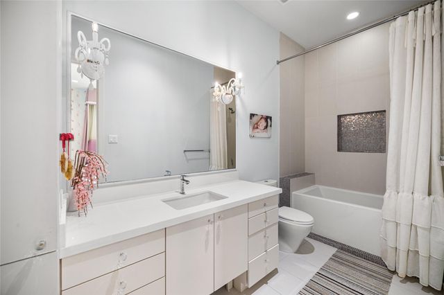 2608 Barbara Lane, Houston, TX 77005