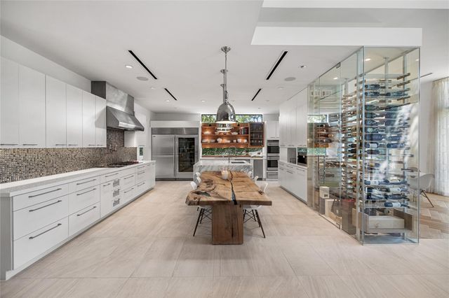 2608 Barbara Lane, Houston, TX 77005