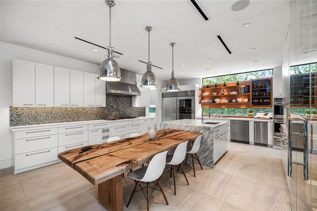 2608 Barbara Lane, Houston, TX 77005