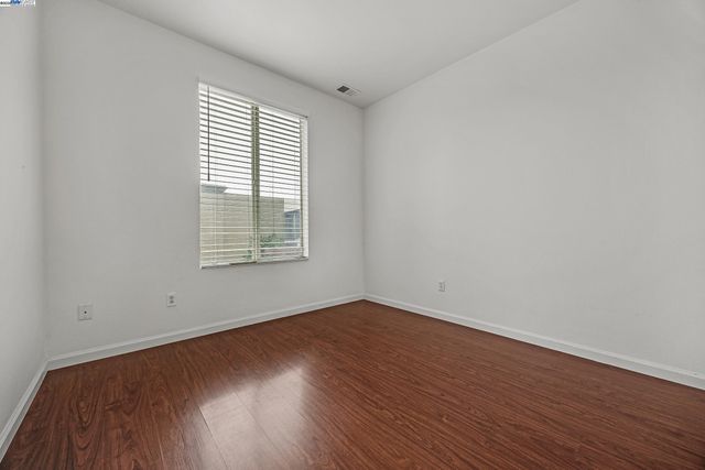 448 Burlington Dr, Tracy, CA 95376