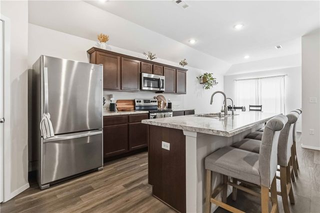 3713 S 2nd Place, Rogers, AR 72758