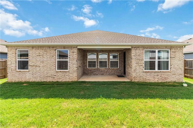 3713 S 2nd Place, Rogers, AR 72758