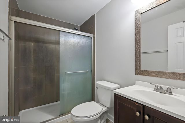 8804 35TH AVE, College Park, MD 20740
