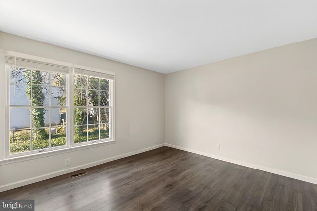 8804 35TH AVE, College Park, MD 20740