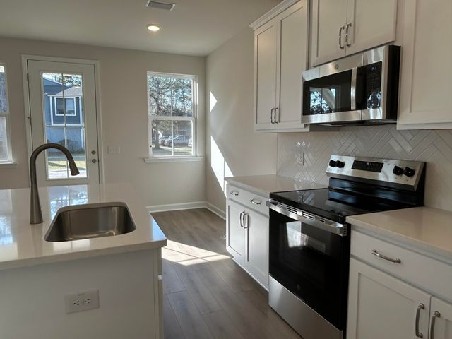 475 Martins Creek Boulevard, Summerville, SC 29485