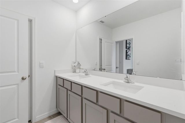 444 MANGROVE SHADE CIRCLE, Apollo Beach, FL 33572