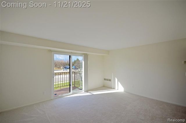 43298 Mound Road 40, Sterling Heights, MI 48314