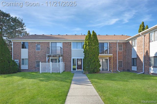 43298 Mound Road 40, Sterling Heights, MI 48314