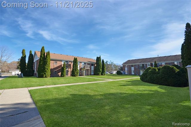 43298 Mound Road 40, Sterling Heights, MI 48314