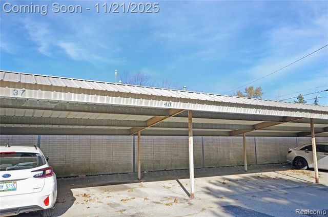 43298 Mound Road 40, Sterling Heights, MI 48314