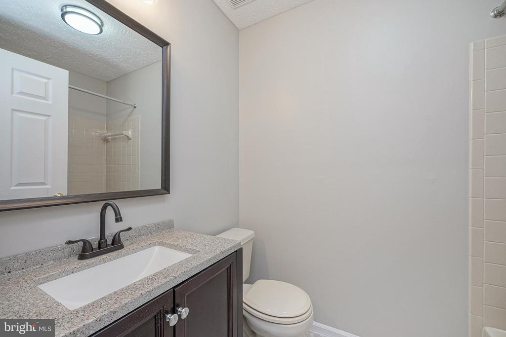 95 ELDON WAY, Marlton, NJ 08053