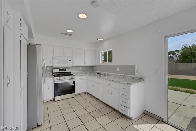 45 Sabino Circle, Las Vegas, NV 89110