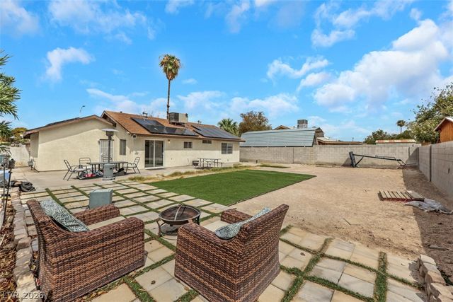 45 Sabino Circle, Las Vegas, NV 89110