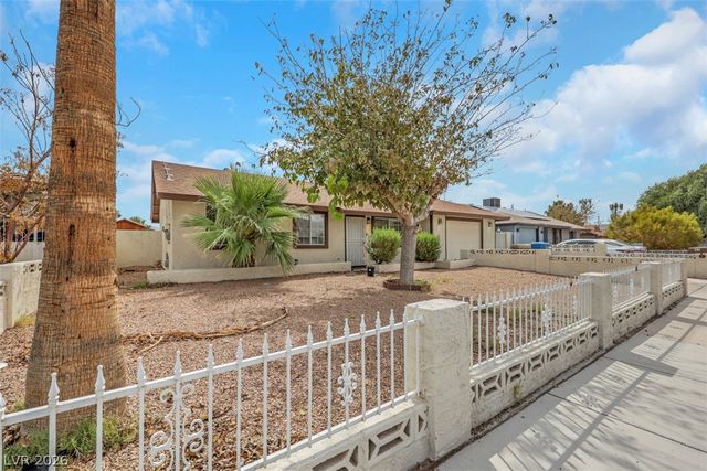 45 Sabino Circle, Las Vegas, NV 89110