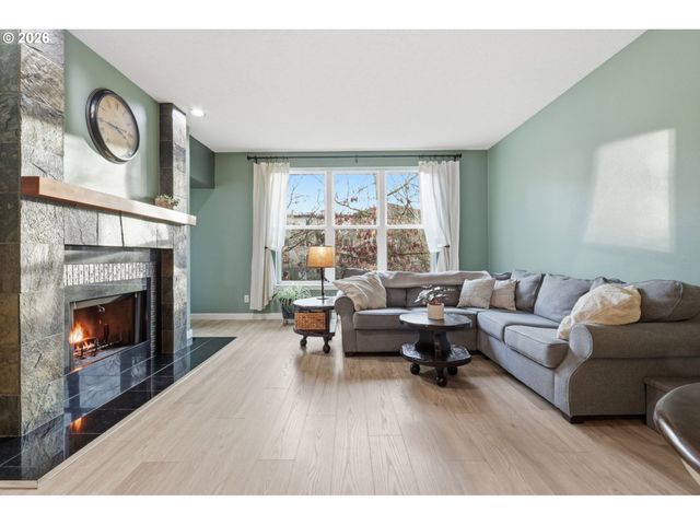 305 S MONTGOMERY St 406, Portland, OR 97201