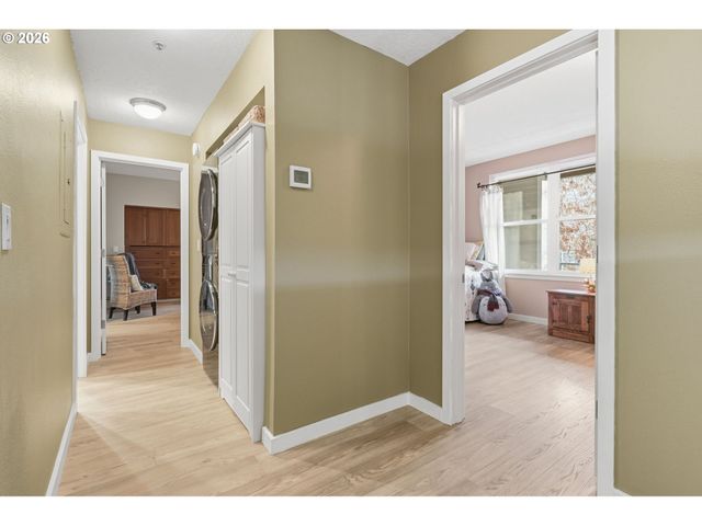 305 S MONTGOMERY St 406, Portland, OR 97201