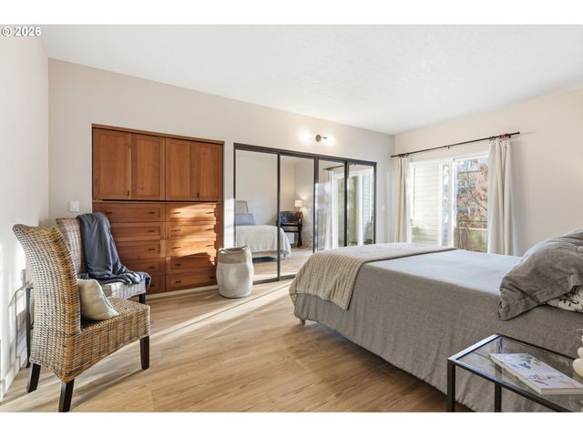 305 S MONTGOMERY St 406, Portland, OR 97201