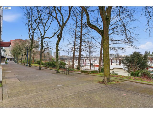 305 S MONTGOMERY St 406, Portland, OR 97201