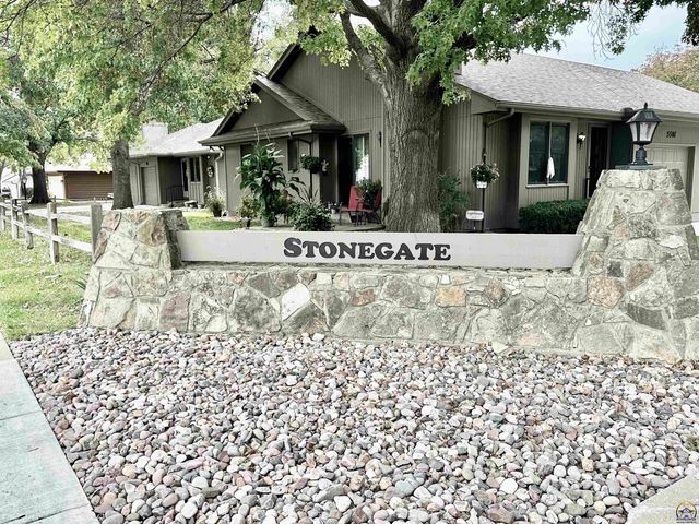 741 SW Mifflin RD, Topeka, KS 66606